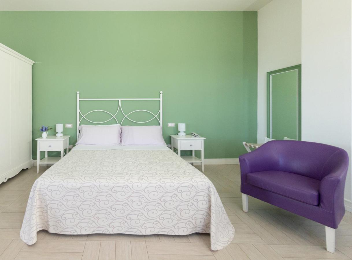 Hotel Residence Il Porto มัตตีนาตา ภายนอก รูปภาพ